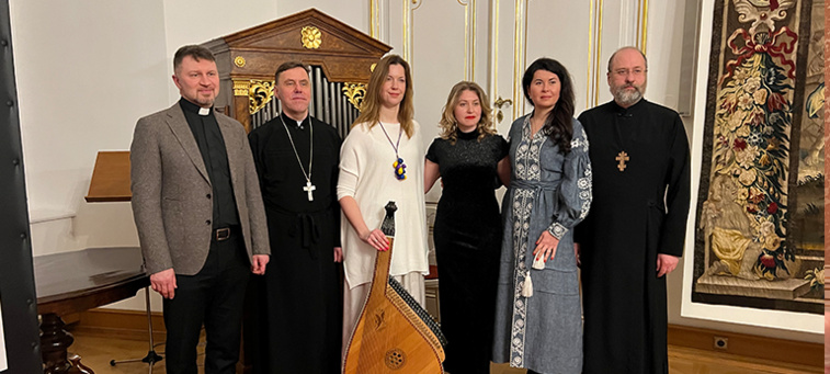 „Abend der Wohltäter“: ÖIF unterstützt Ukrainehilfe der Pfarre St. Barbara seit Kriegsbeginn