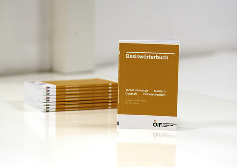 Basiswörterbuch Tschetschenisch-Deutsch