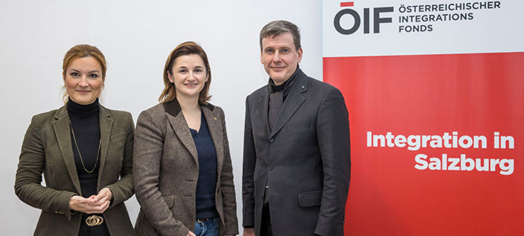 Landeshauptmann-Stellvertreterin Svazek zu Besuch im Integrationszentrum Salzburg