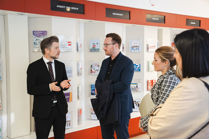 Delegationsbesuch von LH-Stv. Philip Wohlgemuth beim ÖIF. © OlhaSoldatenko/ÖIF