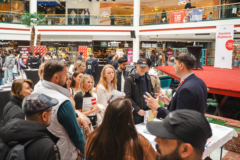 ÖIF-Karriereplattform Lugner City