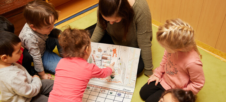 Frühe Sprachförderung mit dem ÖIF-Wortschatzkalender: Kindergärten der Wiener Kinderfreunde ziehen positive Bilanz