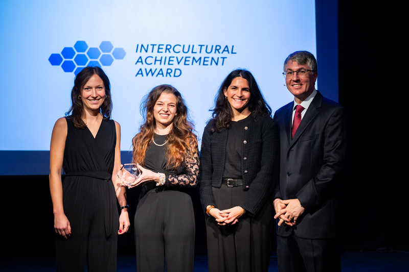 Verleihung Interculutral Achievement Award