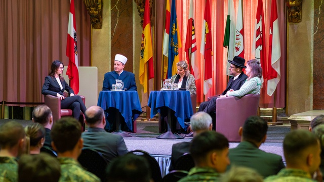 Podiumsdiskussion