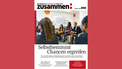 Eine Gruppe von Frauen diskutiert Chancen und Selbstbestimmung in einem Integrationskontext.