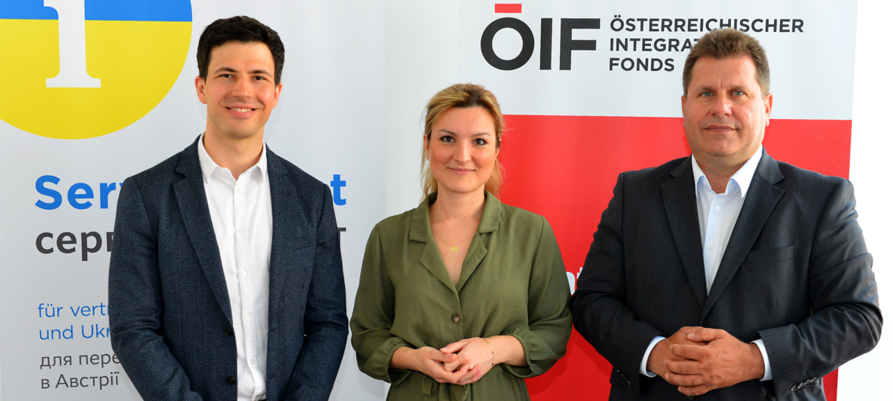 Flüchtlingskoordinator Takács besucht ServicePoint im ÖIF-Integrationszentrum Salzburg