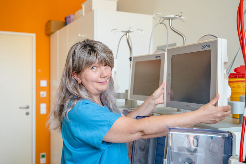 Pflegerin am Arbeitsplatz